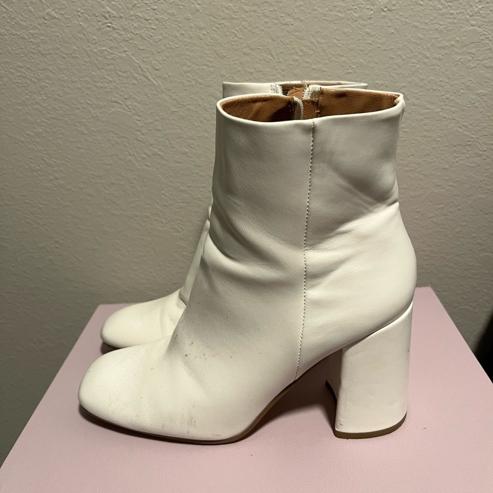 Madden Girl White Booties - Size 10